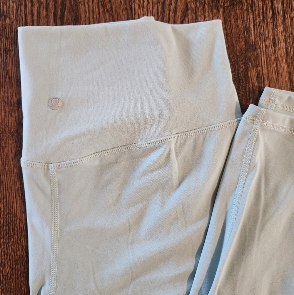 Lululemon women’s leggings misty glade size 10